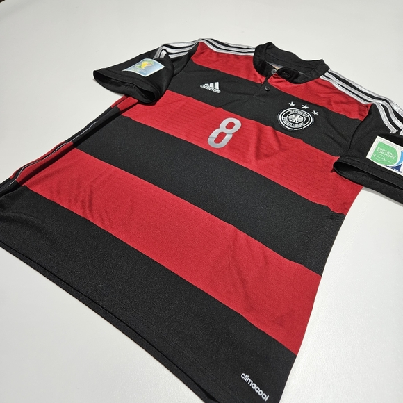 Adidas Germany Mesut Ozil #8 2014 World cup away jersey rare XL - Picture 4 of 14